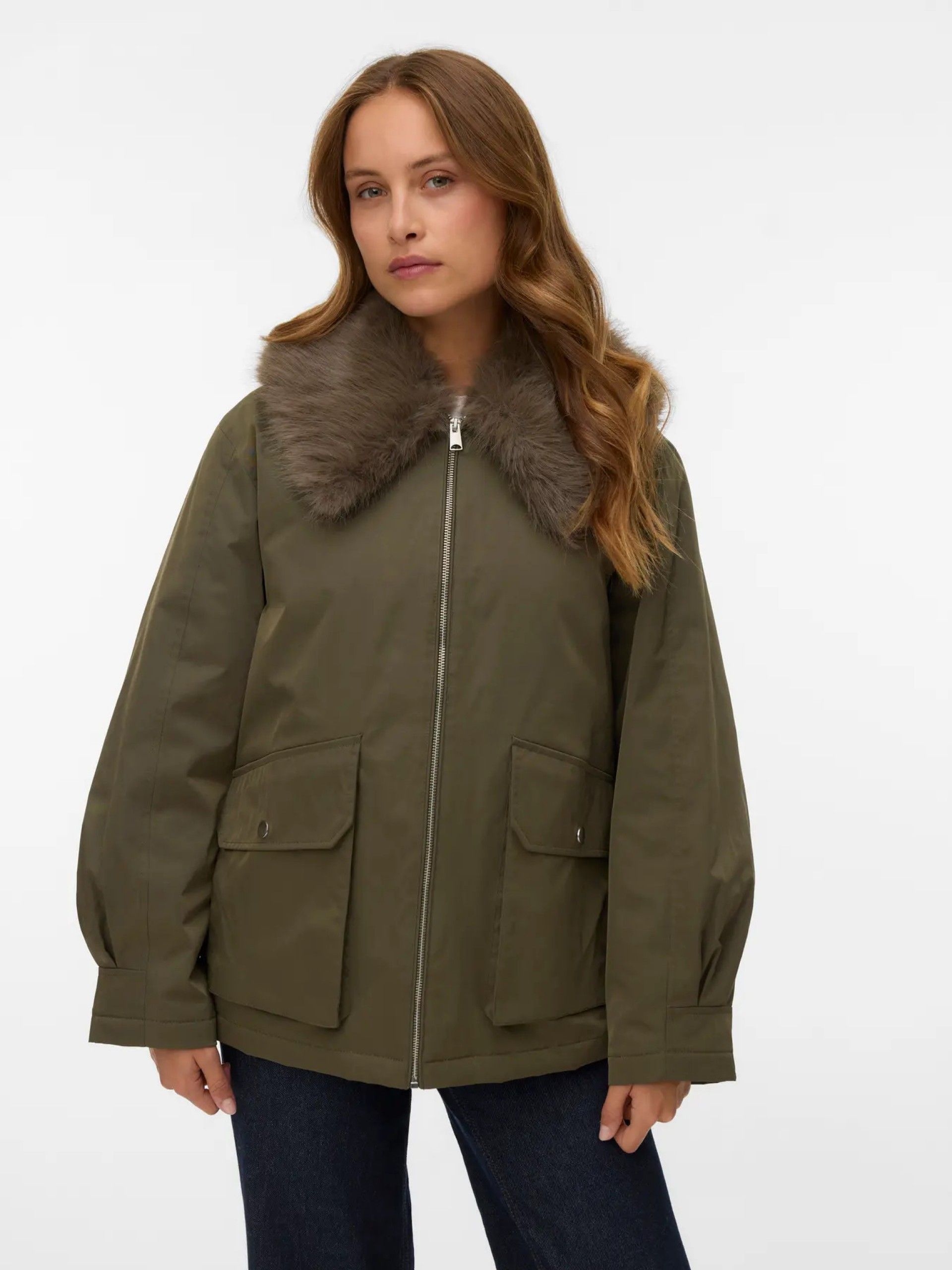 Casaco Mulher Curto G/Pelo SEOUL VERO MODA