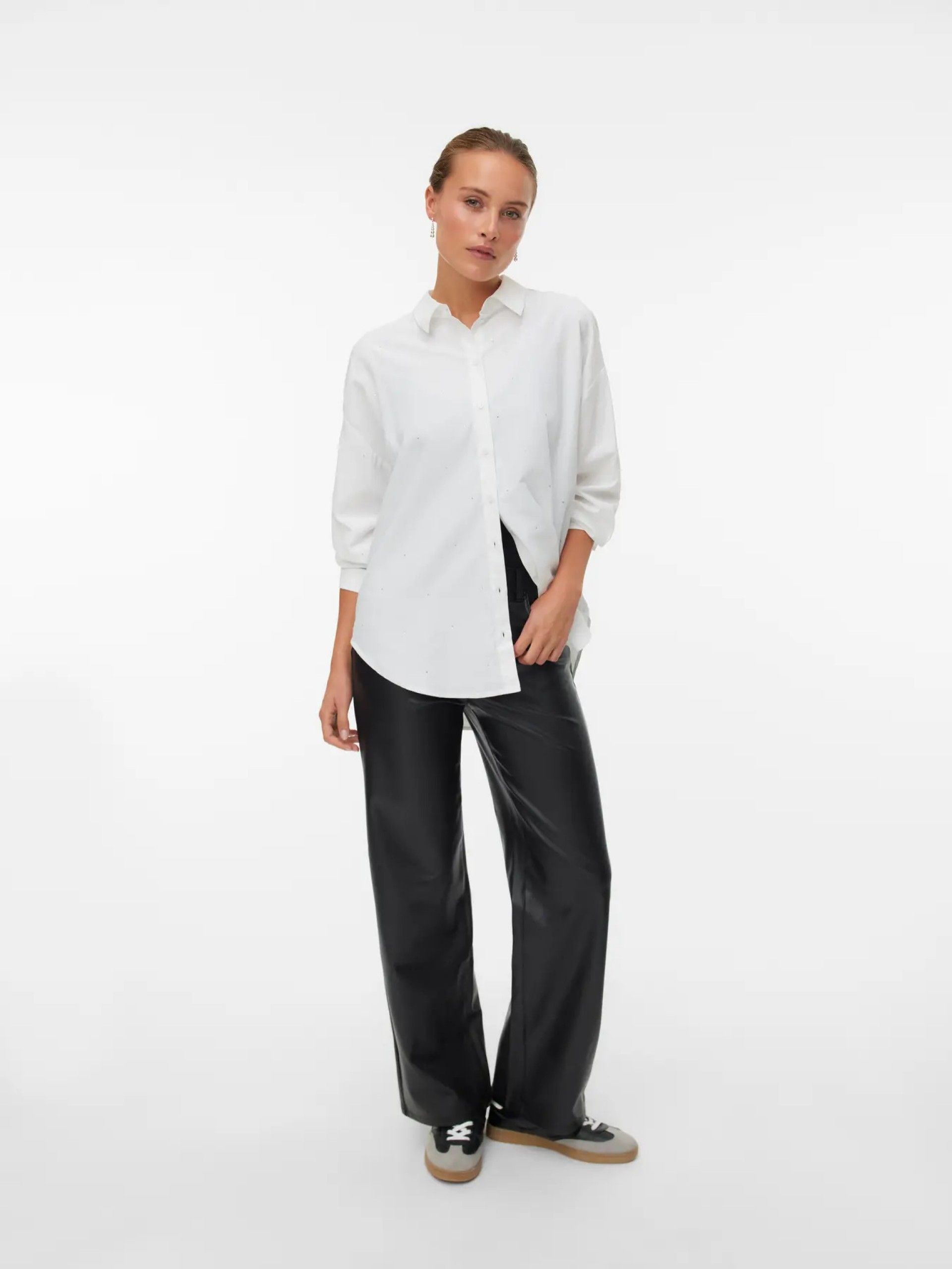 Blusa FANNI RHINESTONE VERO MODA