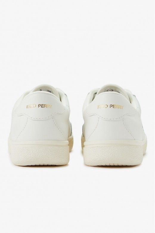 Sapatilhas FRED PERRY Leather Light Ecru B1324 Sapatilhas FRED PERRY Leather Light Ecru B1324