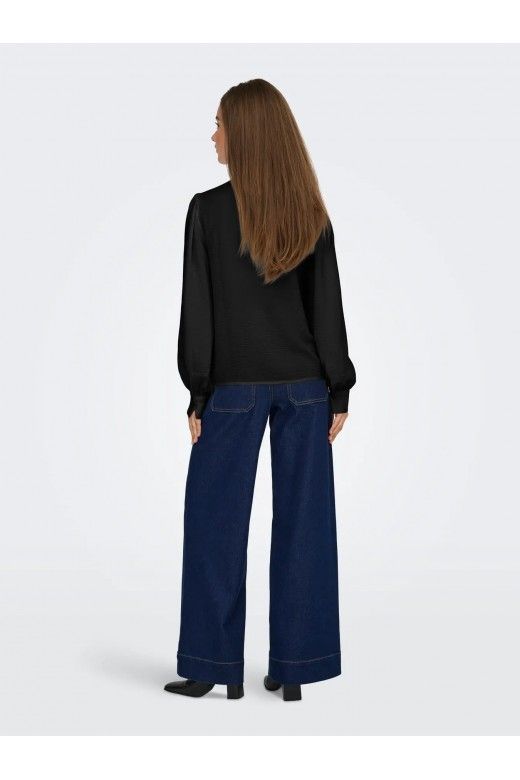 Blusa RACHEL Crep ONLY Blusa RACHEL Crep ONLY
