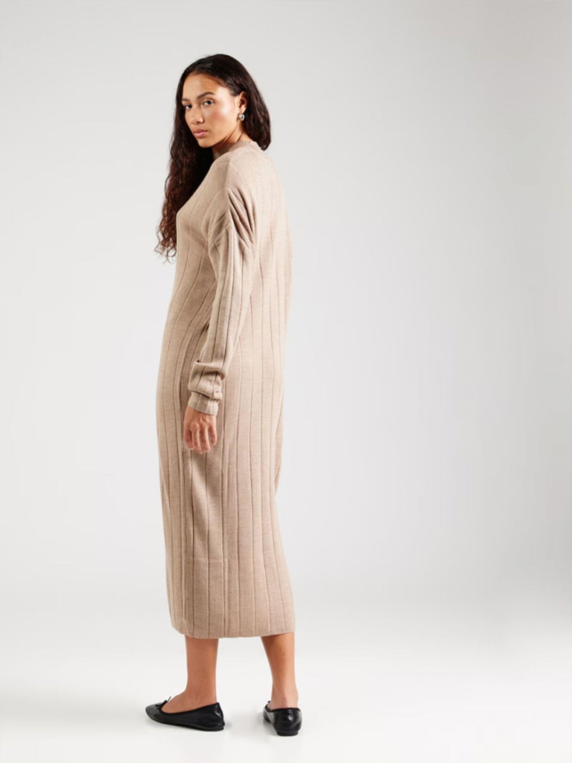 Vestido Malha Midi Gola Subida ONLY TESS