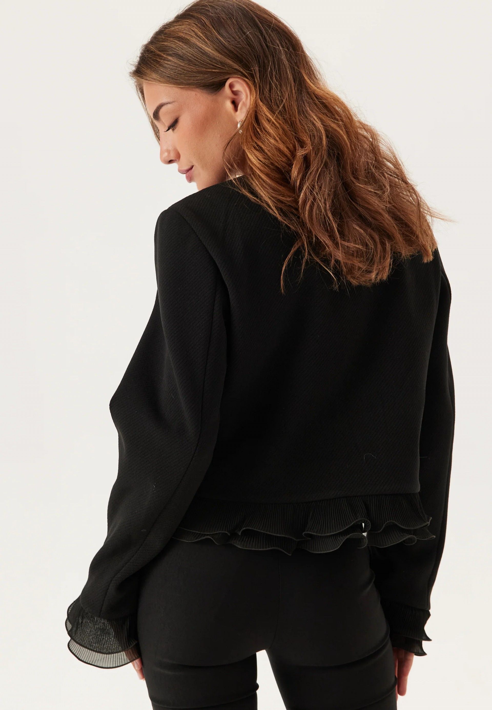 Casaco Mulher Chanel Folhos curto YAS FRINO