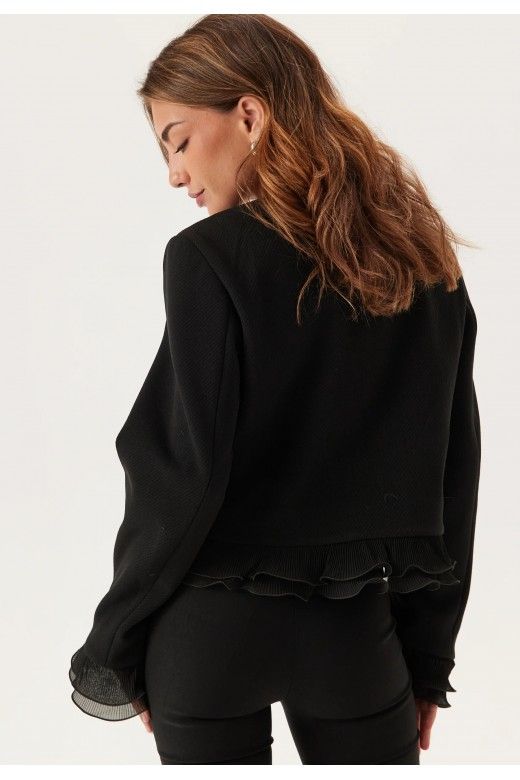 Casaco Mulher Chanel Folhos curto YAS FRINO