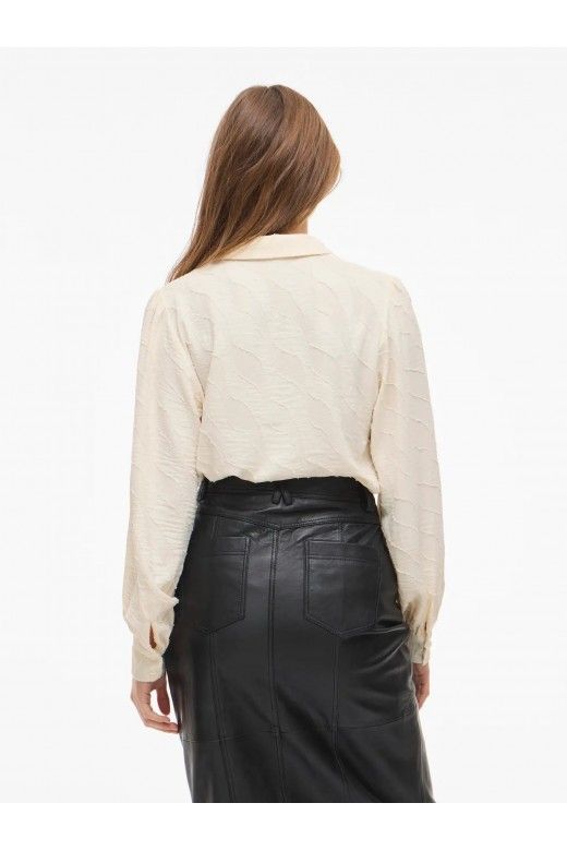 Blusa AZZY com Textura VILA Blusa AZZY com Textura VILA