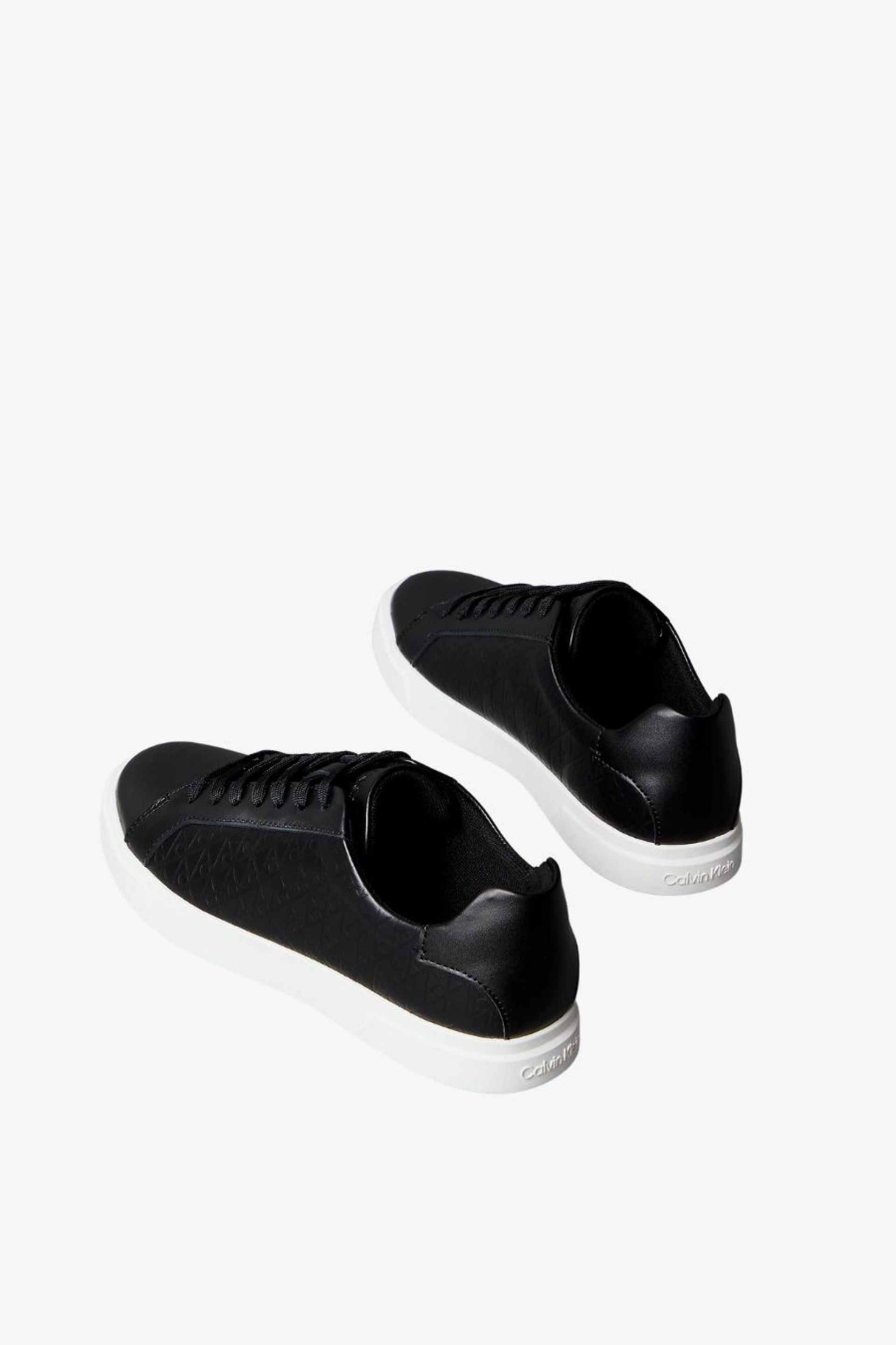 Sapatilhas Mulher Calvin Klein em Pele com Relevo e Logo