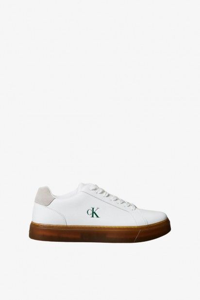 Sapatilha em Pele Lisa com Sola Flexvel Calvin Klein