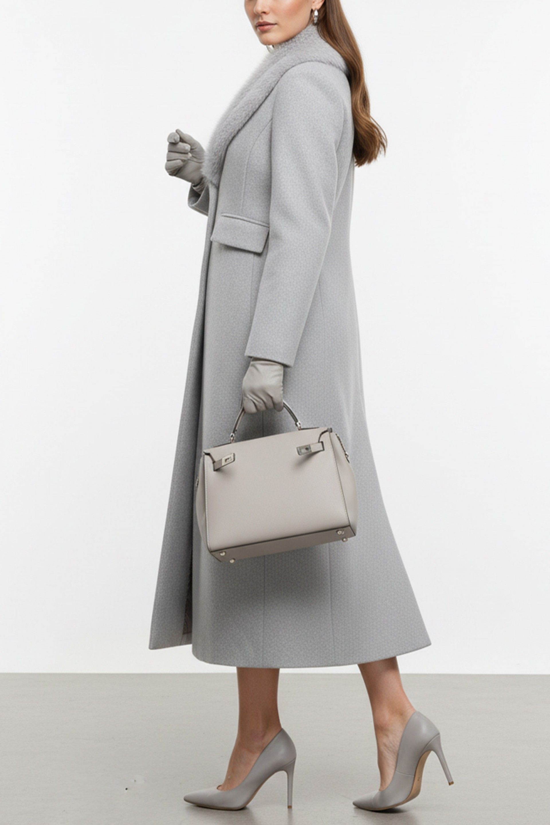 Casaco Mulher Comprido ANNIE Gola Pelo ONLY