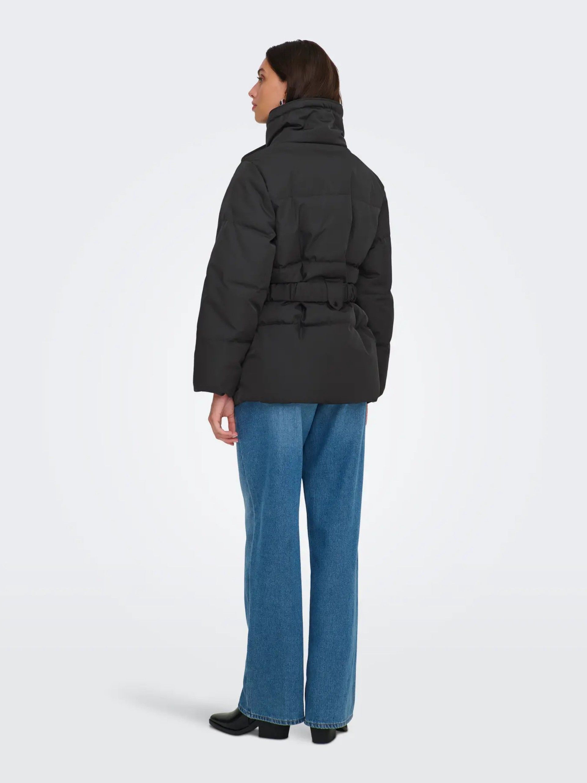 Casaco Mulher Puffer com cinto CHIKA ONLY