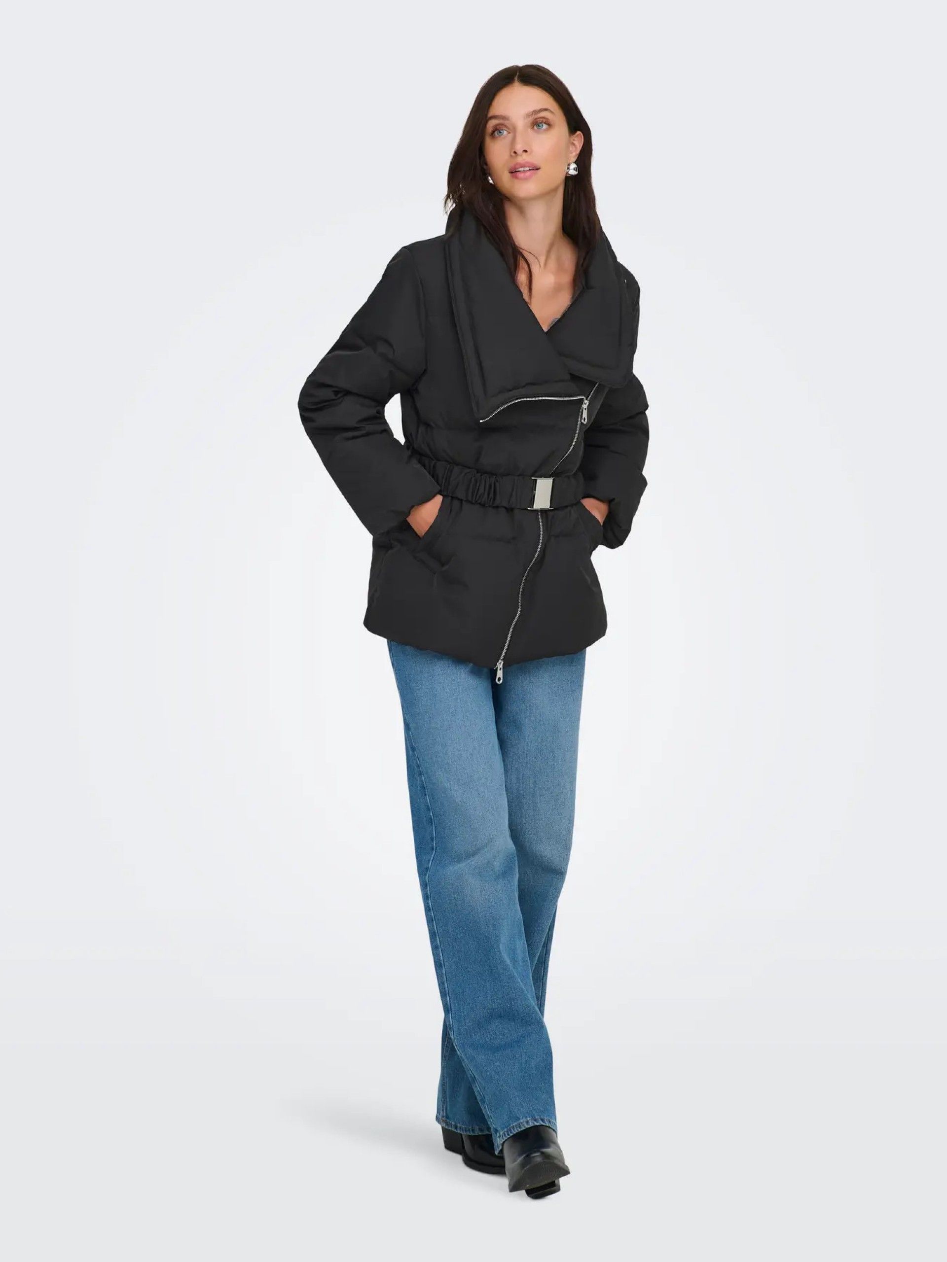 Casaco Mulher Puffer com cinto CHIKA ONLY