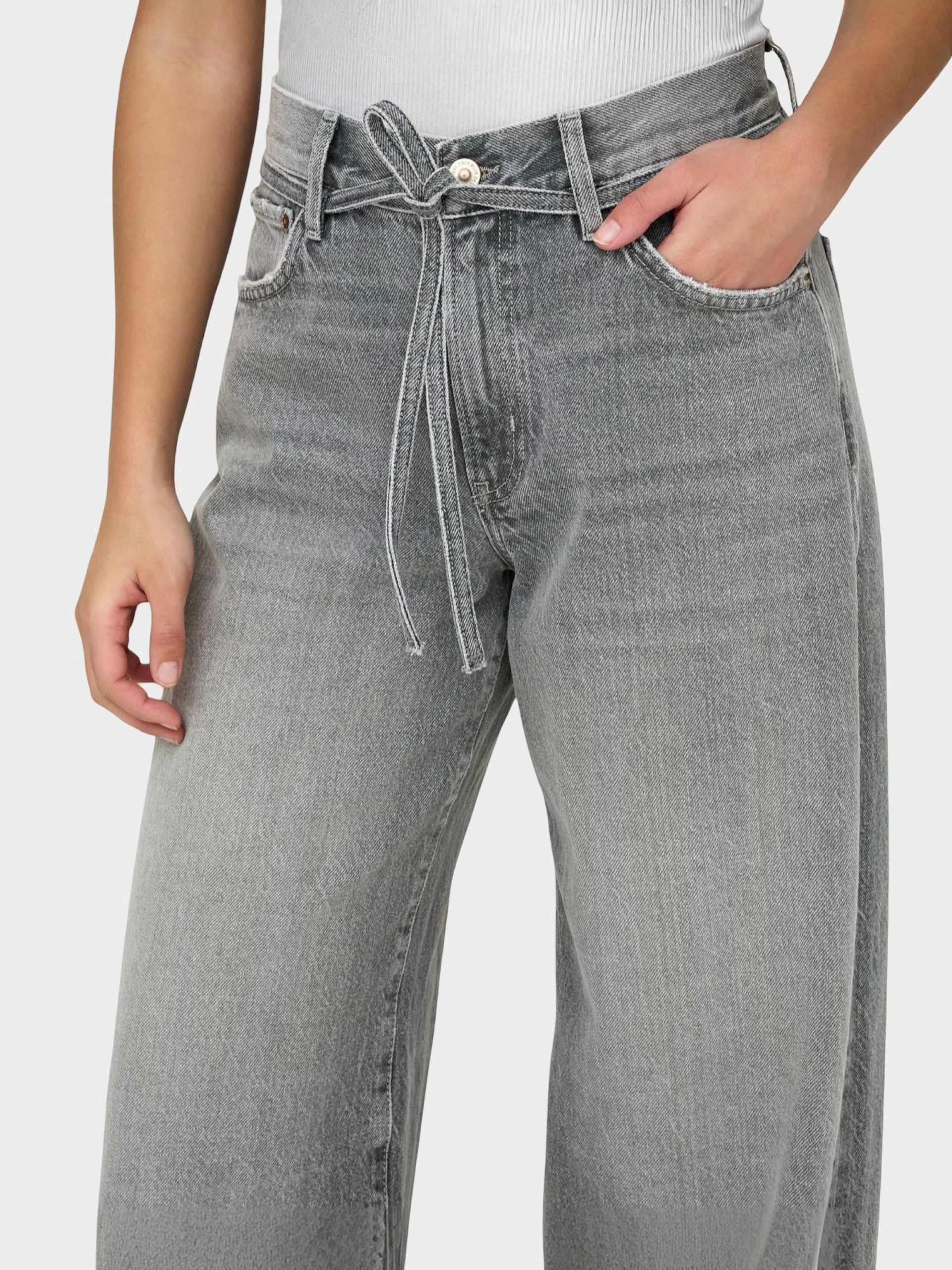 Calça Mulher Jerans GIANNA MW Straight ONLY