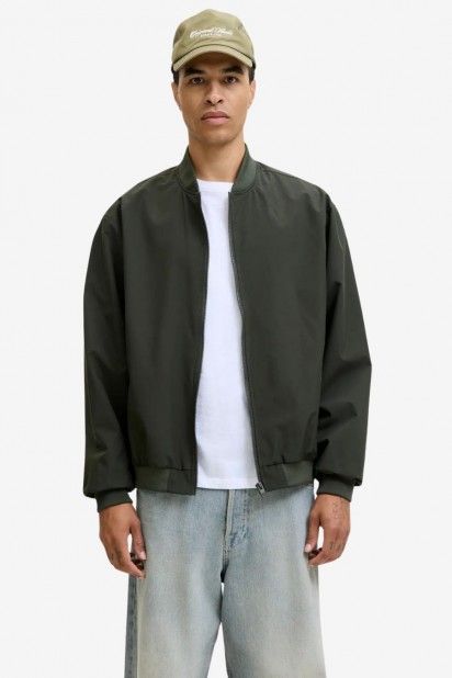 Casaco Homem Bomber CHARGE Jack Jones