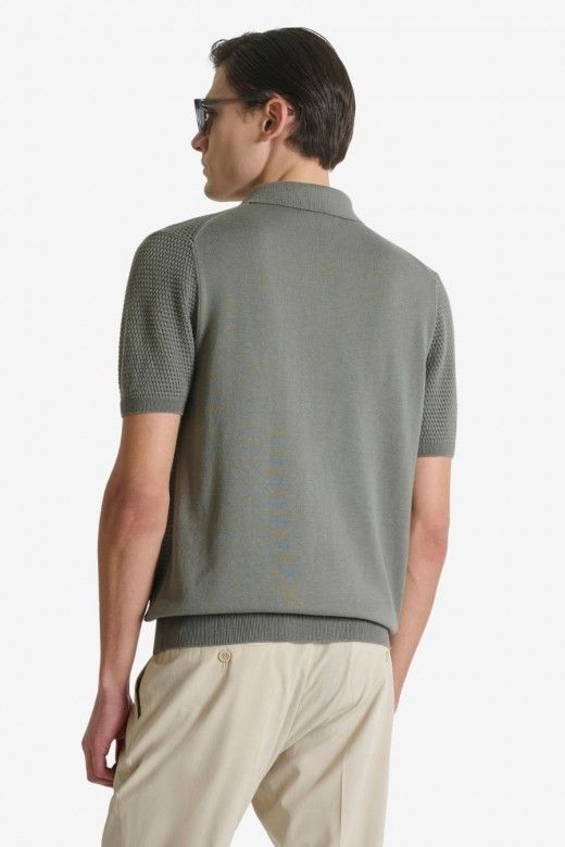 Polo Malha Zip ANTONY MORATO Regular Fit MMSW01590 FA200082 Polo Malha Zip ANTONY MORATO Regular Fit MMSW01590 FA200082