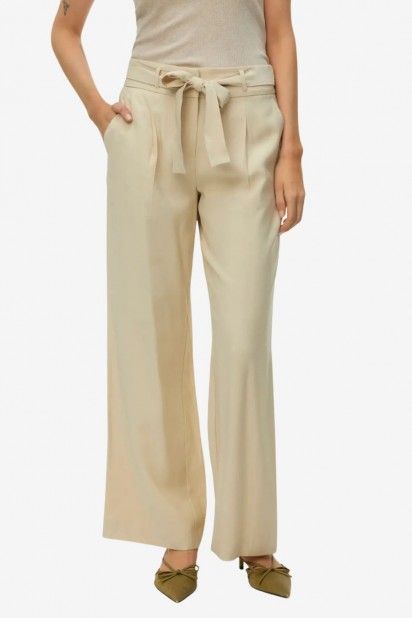 Cal�a Mulher Katelyn HW Belt Vero Moda