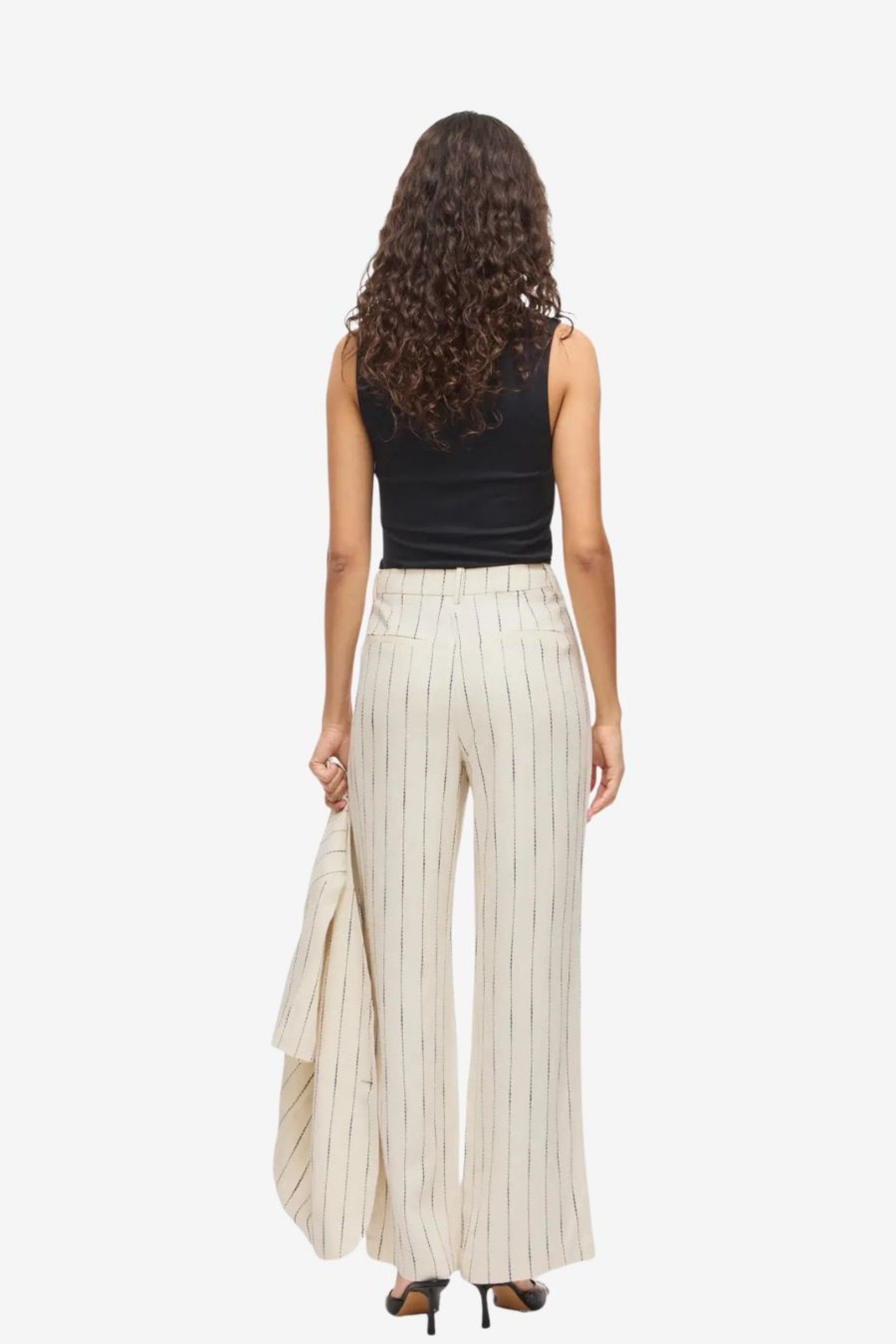 Calça Mulher com Risca Dancina HW Tailored Vila