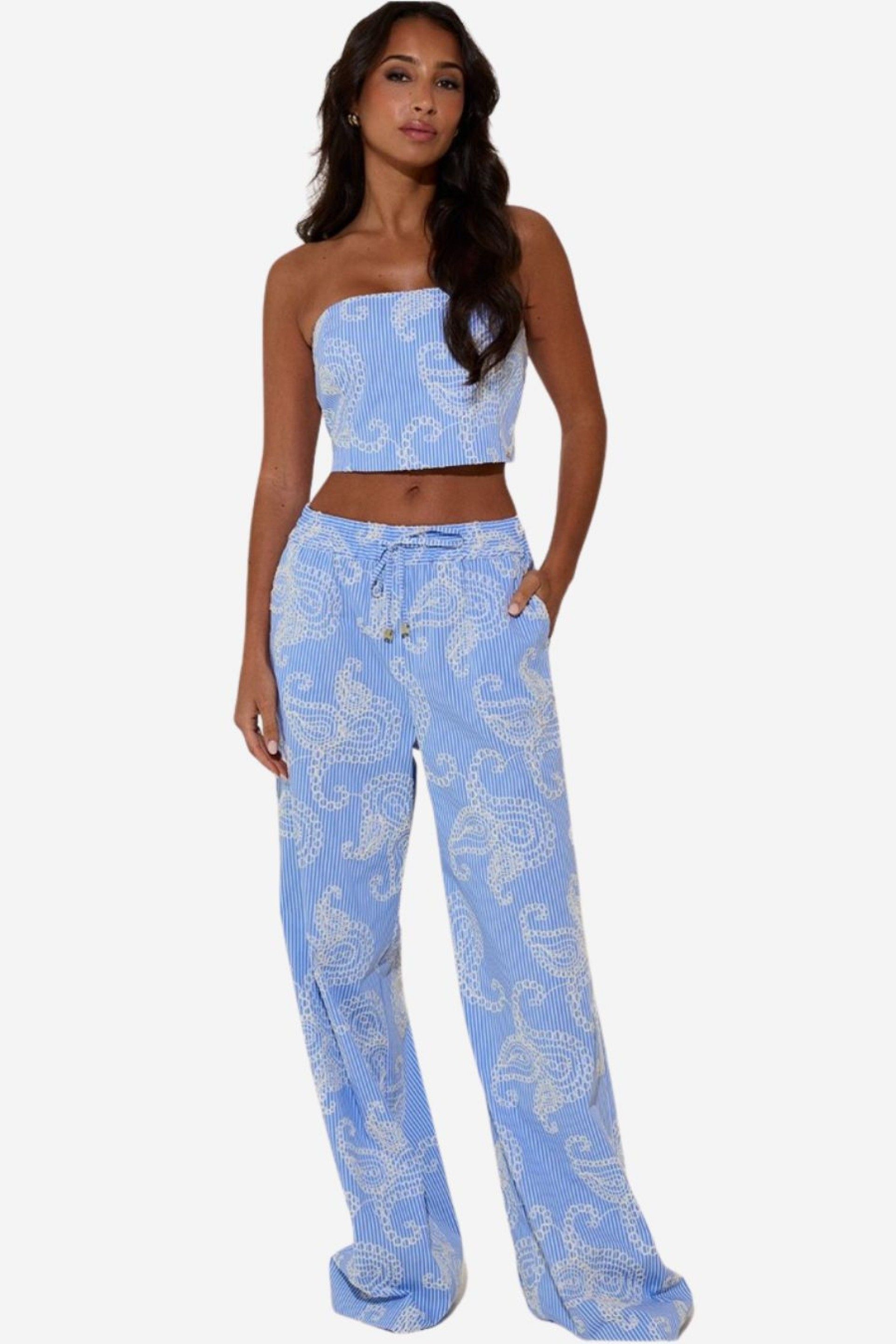Calça Scripta Bordado