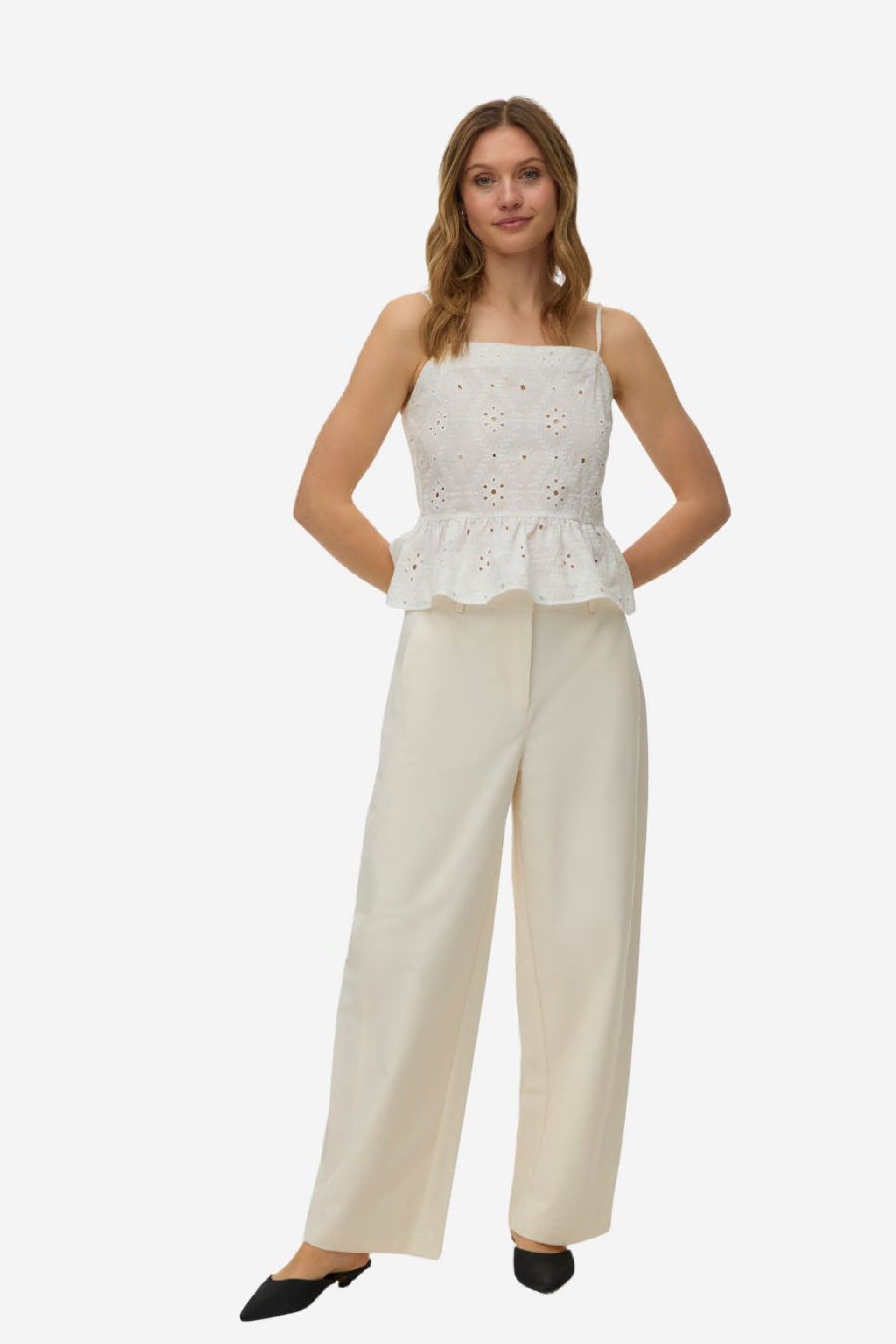Top Vero Moda Eliza Singlet Bordado