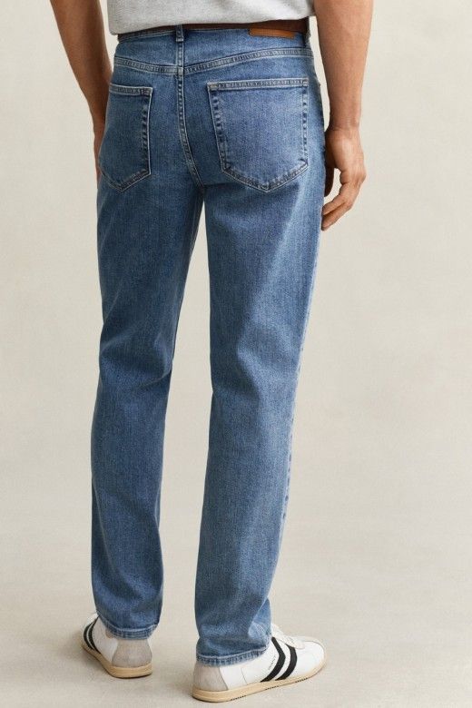 Gant Jeans Corte Regular Homem Gant Jeans Corte Regular Homem