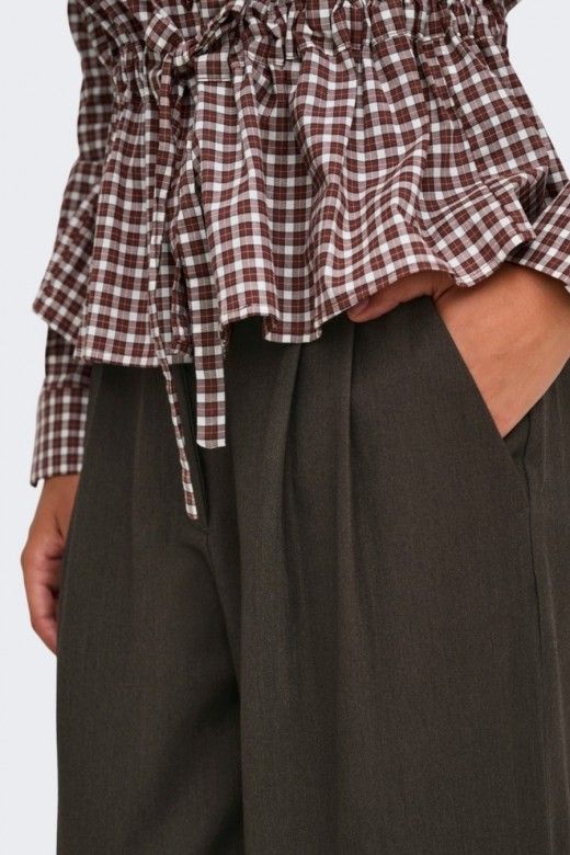 Calça Mulher HATTIE HW PLEAT STR ONLY Calça Mulher HATTIE HW PLEAT STR ONLY