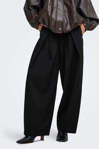 Calça Only Yasmine Mw Barrel Calça Only Yasmine Mw Barrel