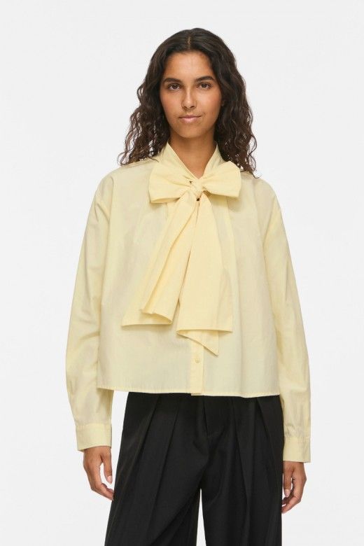 Blusa Vila Bowa com Laço Blusa Vila Bowa com Laço