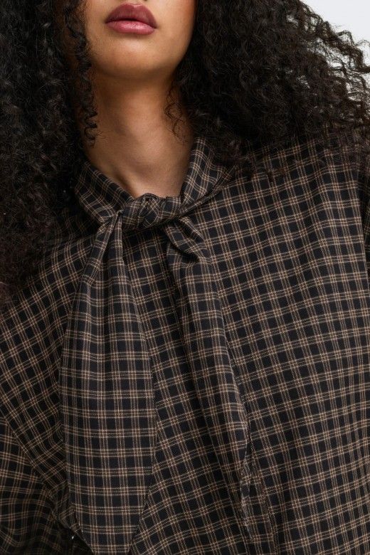 ONLY Camisa ONLMAYLIN aos Quadrados com Lenço de Mulher ONLY Camisa ONLMAYLIN aos Quadrados com Lenço de Mulher