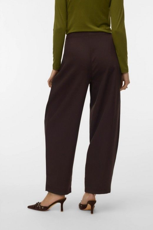 Vero Moda Calças Felu com Pregas de Mulher Vero Moda Calças Felu com Pregas de Mulher