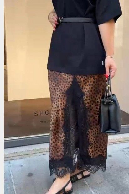 ONLY Saia Menus Longa com Renda de Mulher ONLY Saia Menus Longa com Renda de Mulher