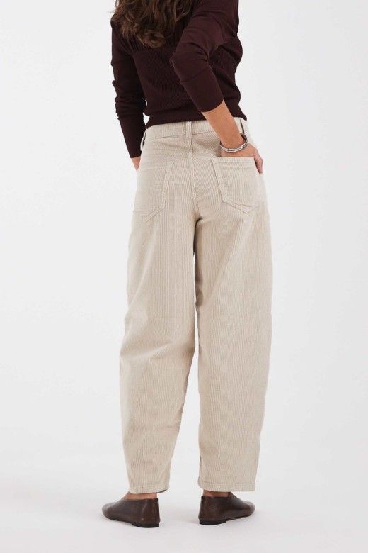 Vero Moda Cal�as Billie Barrel em Bombazina de Mulher